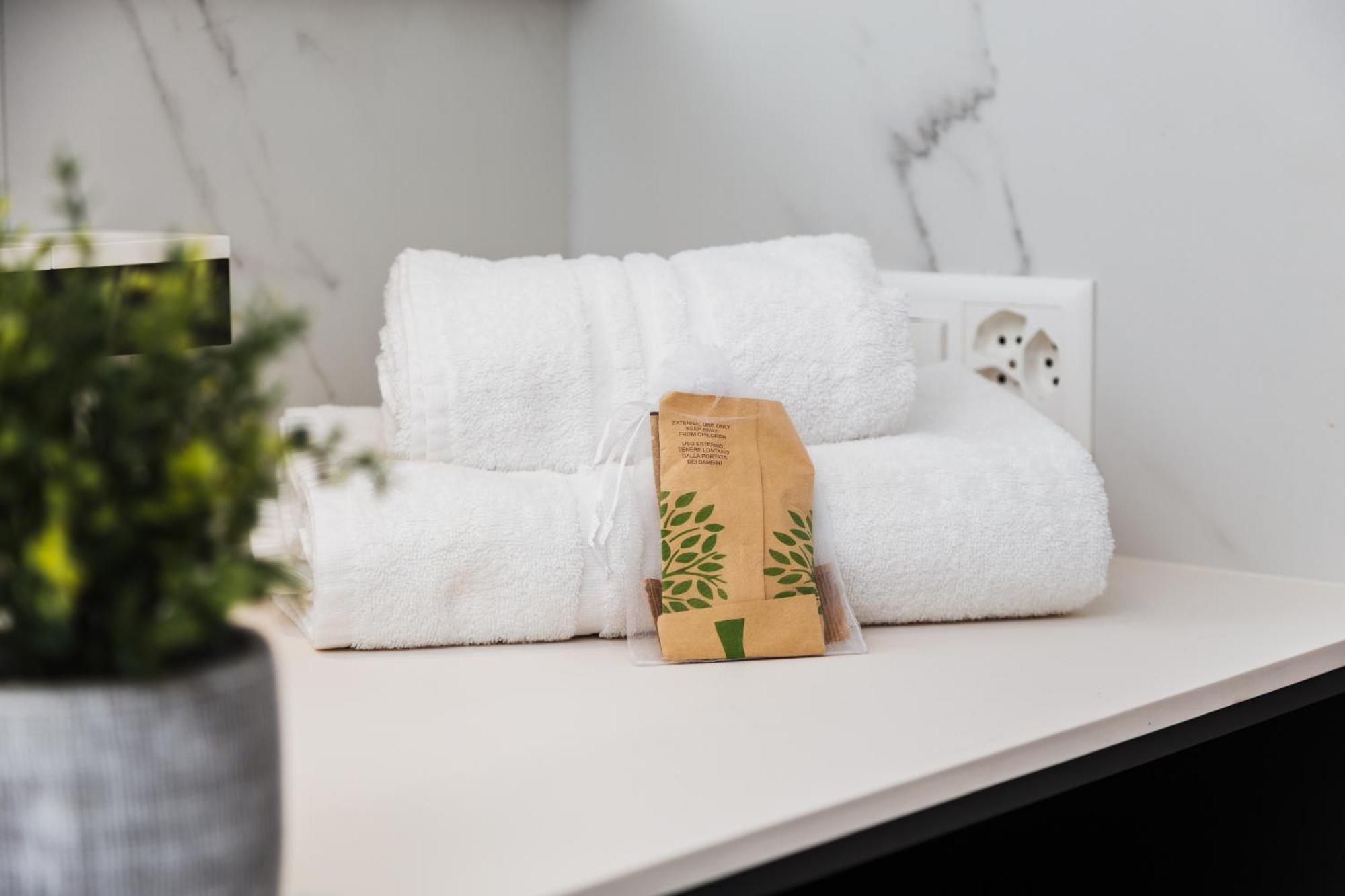 Crystal Palace 1 Massagno 外观 照片