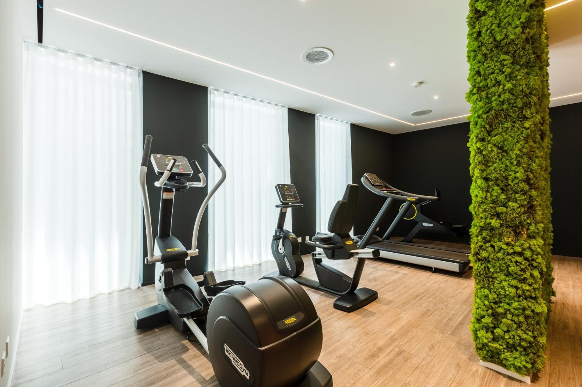 Crystal Palace 1 Massagno 外观 照片