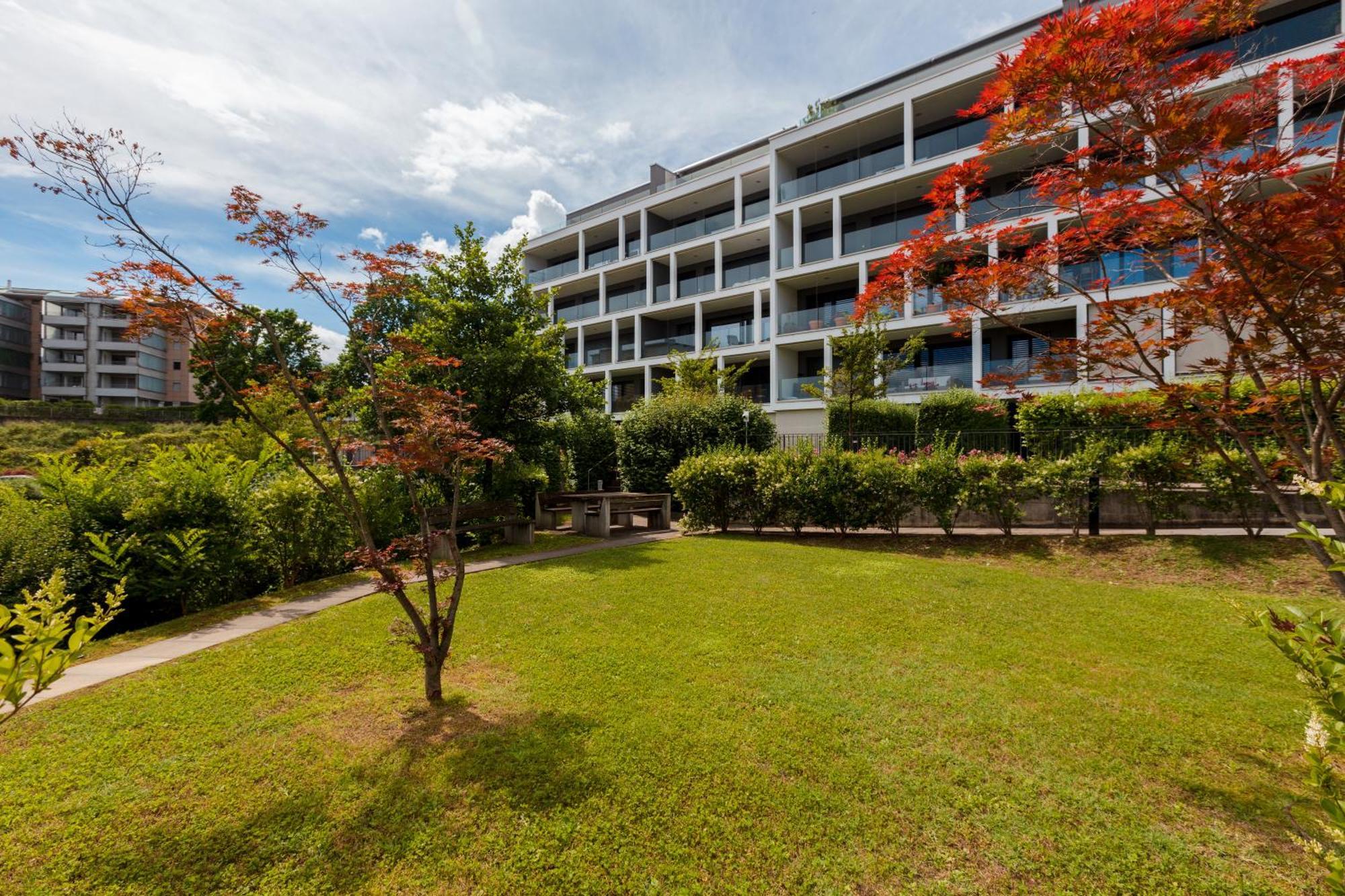 Crystal Palace 1 Massagno 外观 照片